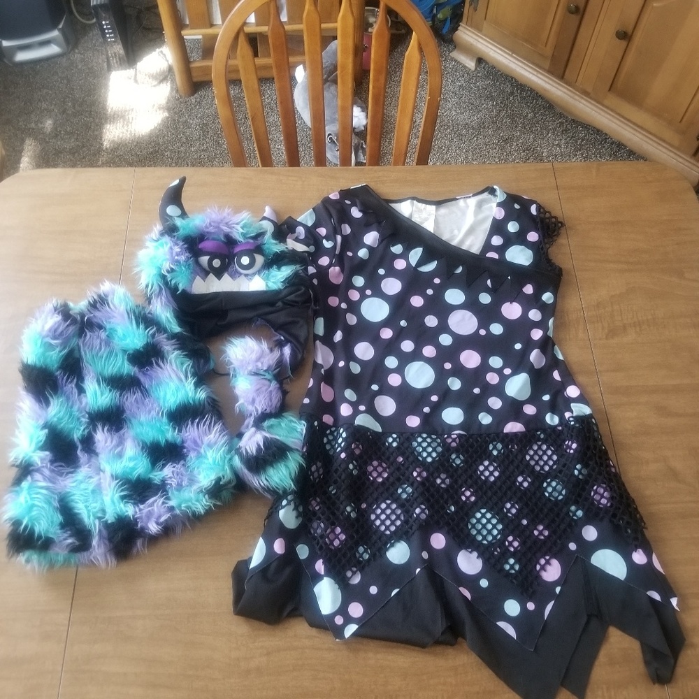 Cute monster costume